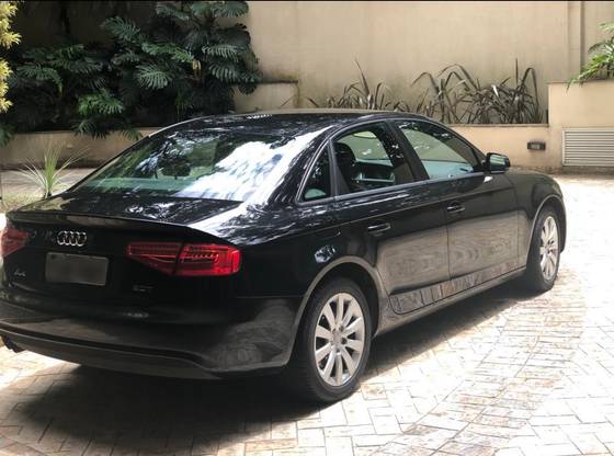 AUDI A4 2.0 TFSI ATTRACTION 180CV GASOLINA 4P MULTITRONIC AUDI A4 2.0 TFSI ATTRACTION 180CV GASOLINA 4P MULTITRONIC